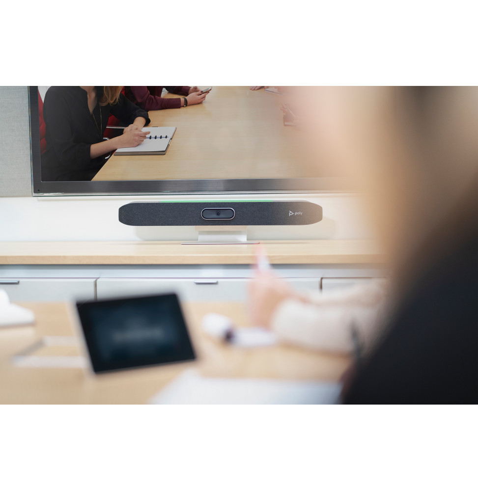 poly-barre-de-visioconference-tout-en-un-studio-x50-barre-de-visioconference-tout-en-un-poly-studio-x50-83z44aa