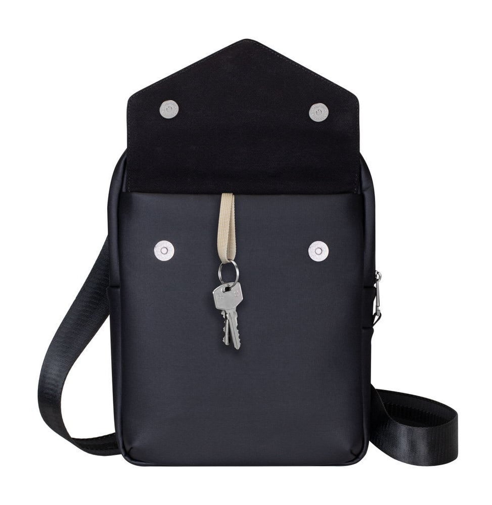 sacoche-rivacase-cardiff-8511-noir-pour-tablettes-11-8511-black